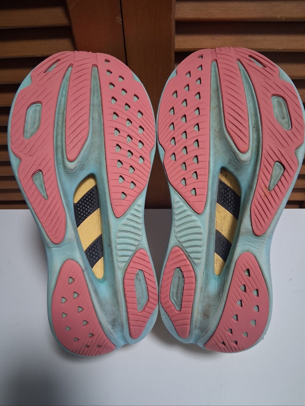 Hoka Skyward X Blanc de Blanc/ Swim Day Women's Running Shoe * Size: 9B - Picture 8 of 8